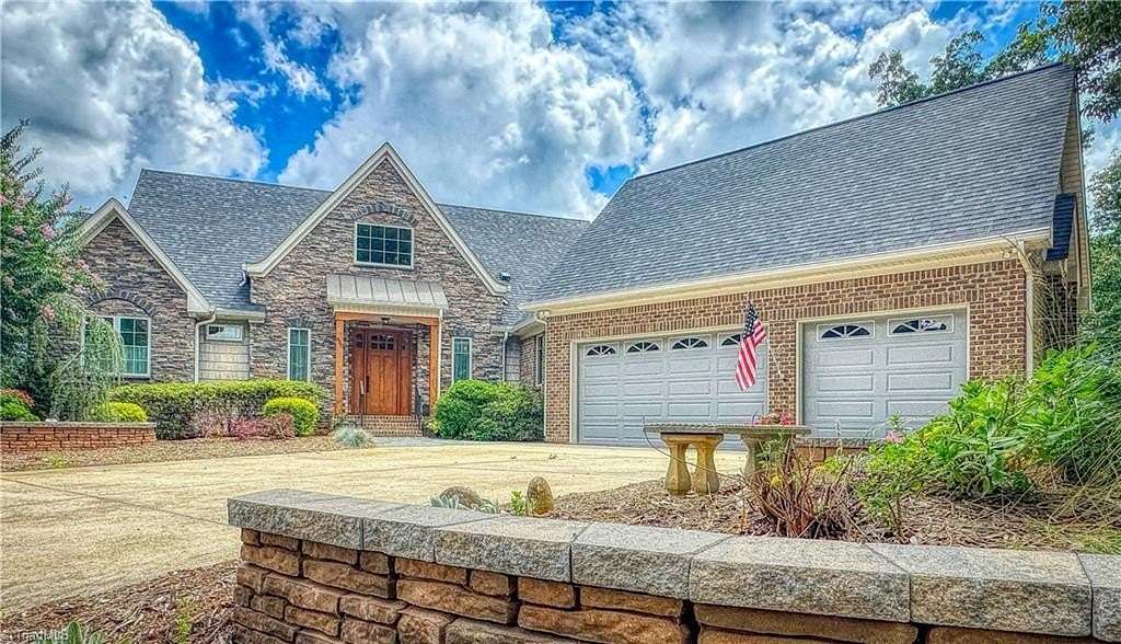 4.74 Acres of Residential Land with Home for Sale in Denton, North Carolina