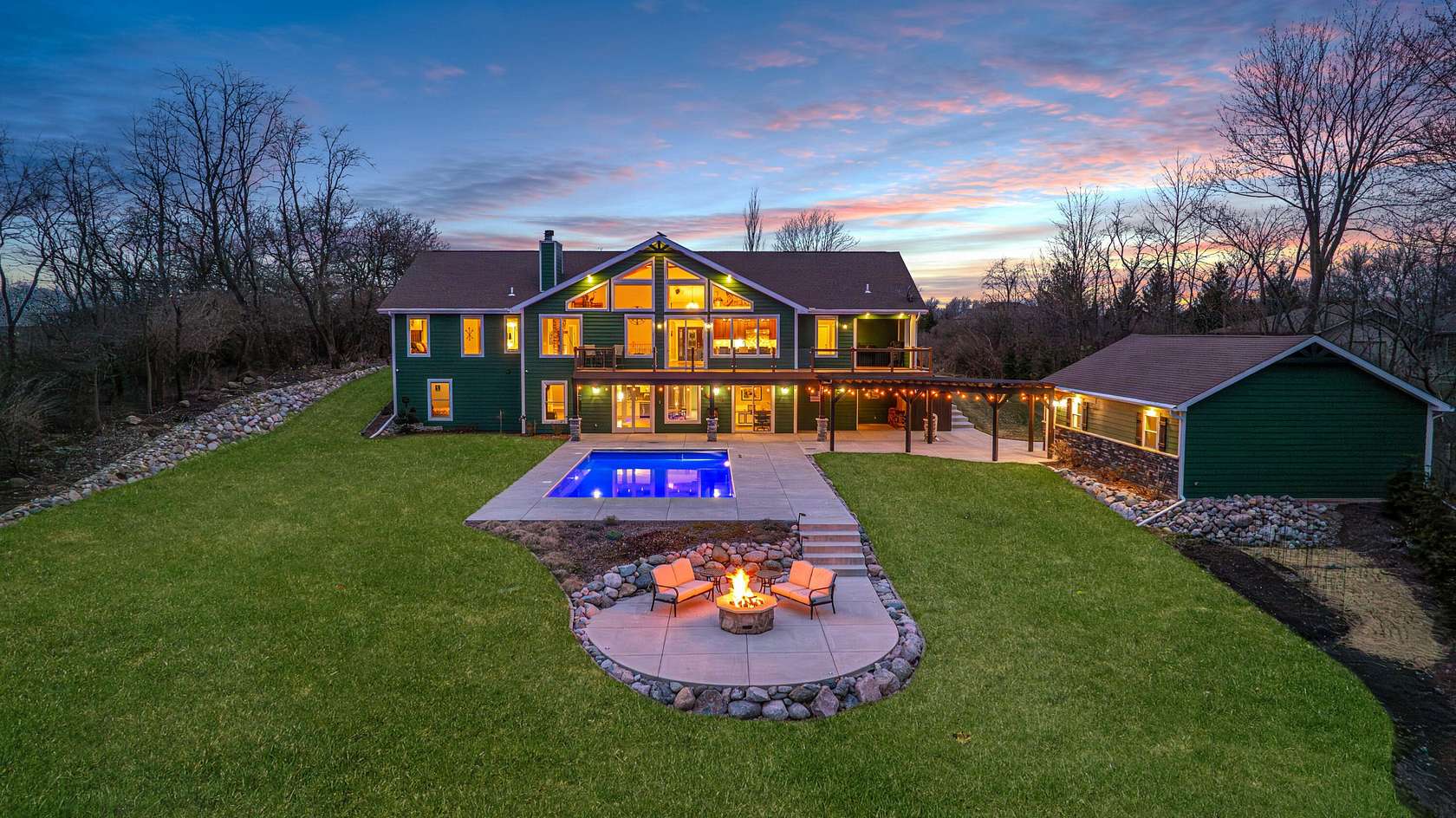 2.43 Acres of Residential Land with Home for Sale in Lowell, Indiana