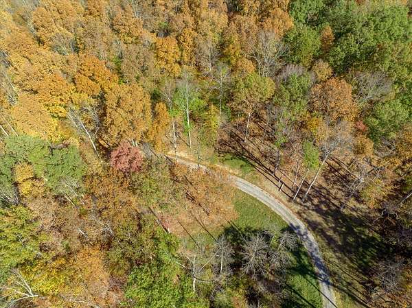 10.2 Acres of Land for Sale in Franklin, Tennessee