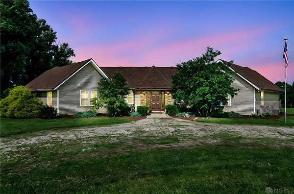 7.43 Acres of Residential Land with Home for Sale in Oxford, Ohio