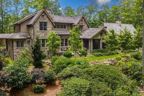 3.17 Acres of Residential Land with Home for Sale in Cashiers, North Carolina