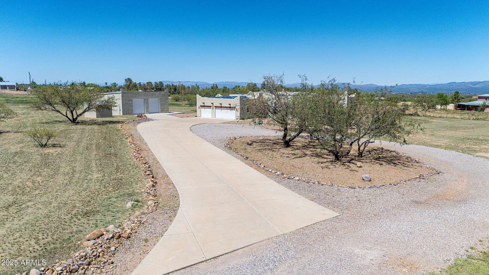 2.52 Acres of Residential Land with Home for Sale in Hereford, Arizona