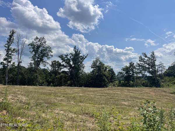 0.96 Acres of Land for Sale in Strawberry Plains, Tennessee