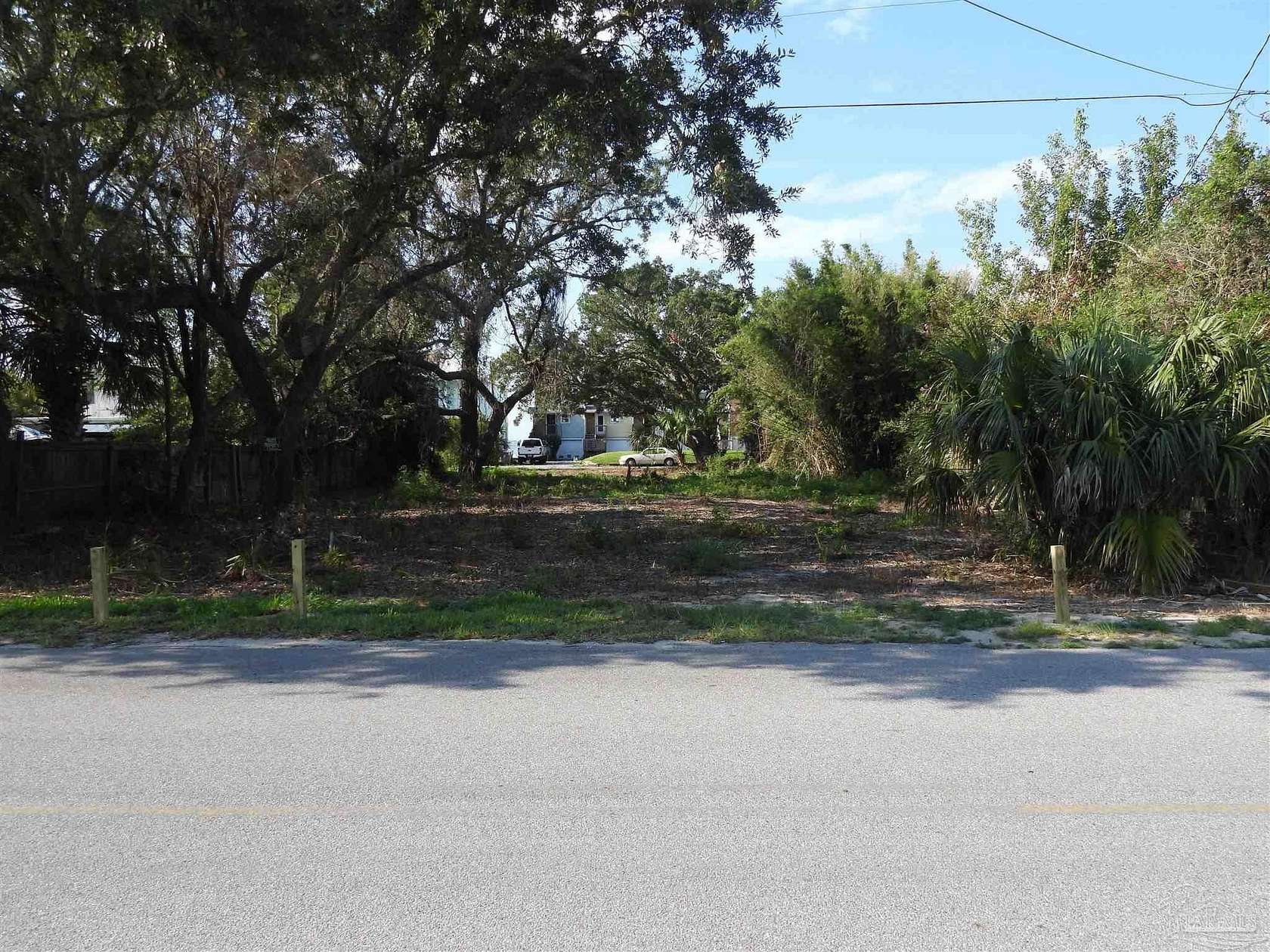 0.32 Acres of Residential Land for Sale in Gulf Breeze, Florida