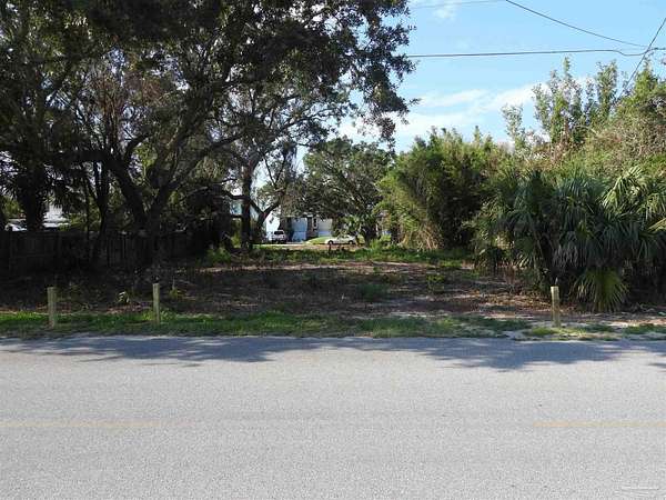 0.32 Acres of Residential Land for Sale in Gulf Breeze, Florida