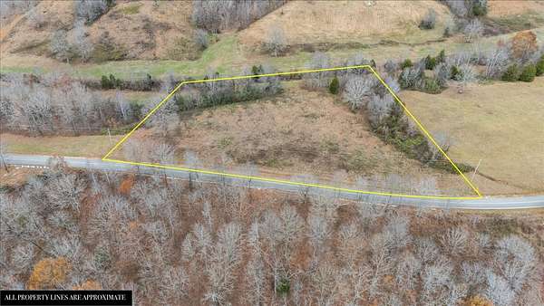 3.3 Acres of Residential Land for Sale in Waverly, Tennessee