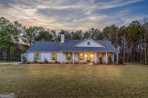 3.67 Acres of Residential Land with Home for Sale in Rutledge, Georgia