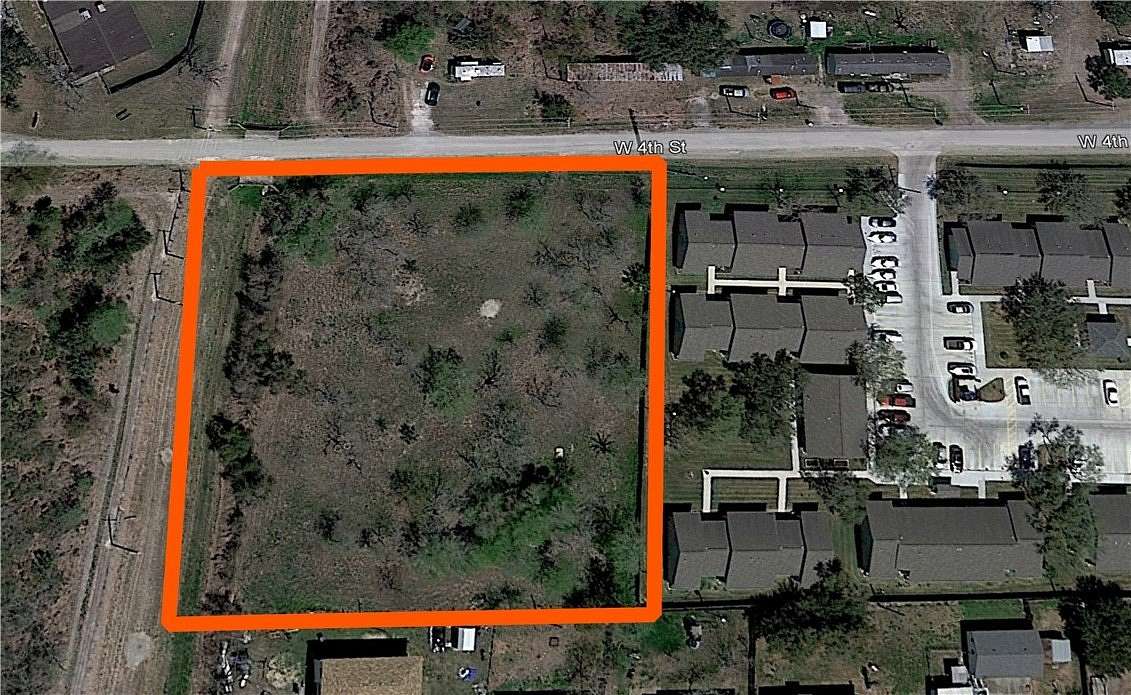 2 Acres of Mixed-Use Land for Sale in Sinton, Texas