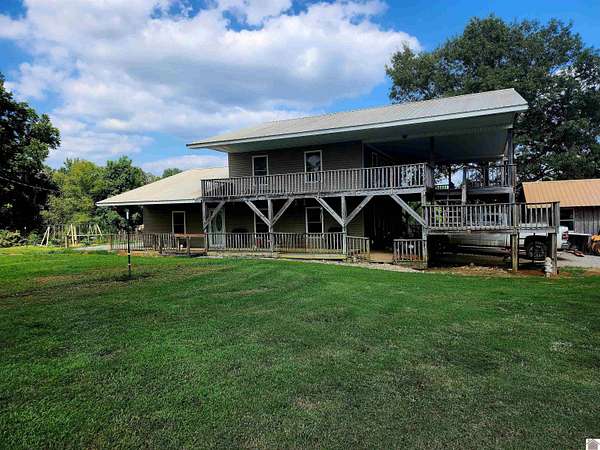 15 Acres of Land with Home for Sale in Wickliffe, Kentucky