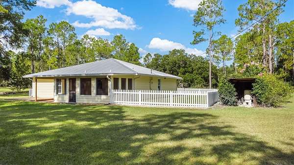 7.82 Acres of Land with Home for Sale in Hawthorne, Florida