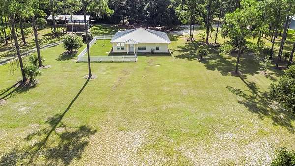 7.82 Acres of Land with Home for Sale in Hawthorne, Florida