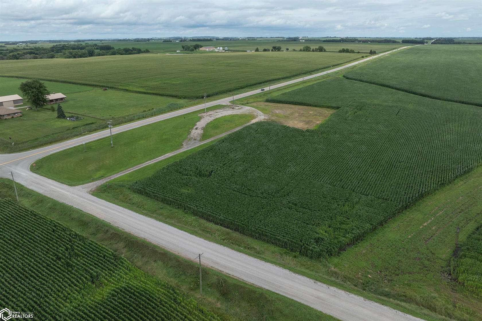 5 Acres of Land for Sale in Vinton, Iowa