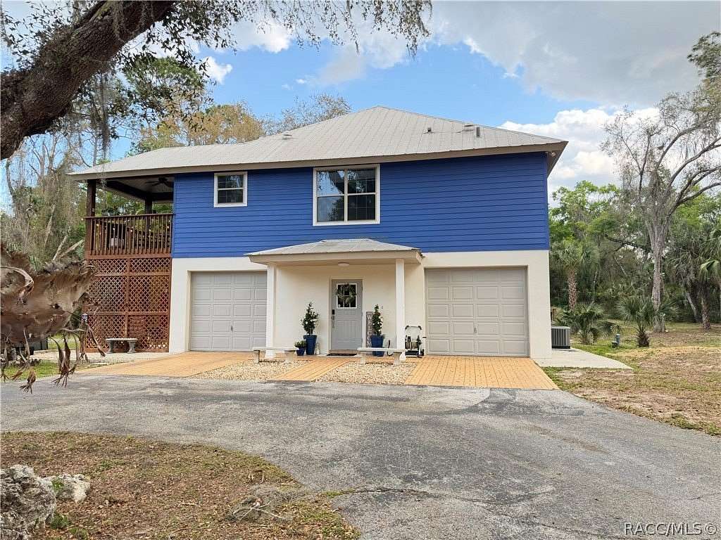 4.7 Acres of Land with Home for Sale in Crystal River, Florida