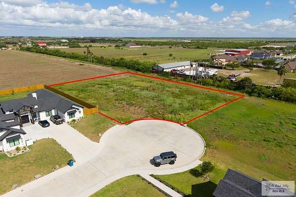 0.9 Acres of Residential Land for Sale in Brownsville, Texas