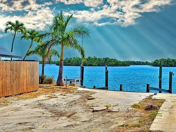 0.06 Acres of Residential Land for Sale in Fort Myers Beach, Florida