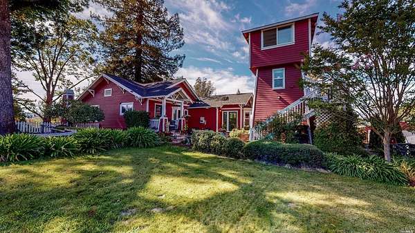 5.4 Acres of Land with Home for Sale in Sebastopol, California
