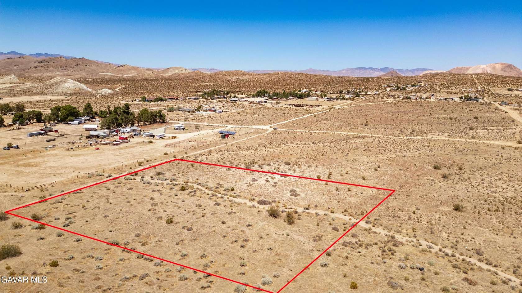 1.25 Acres of Land for Sale in Rosamond, California