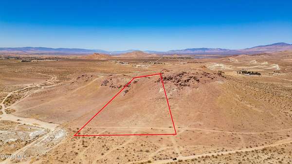 10.3 Acres of Recreational & Residential Land for Sale in Rosamond, California