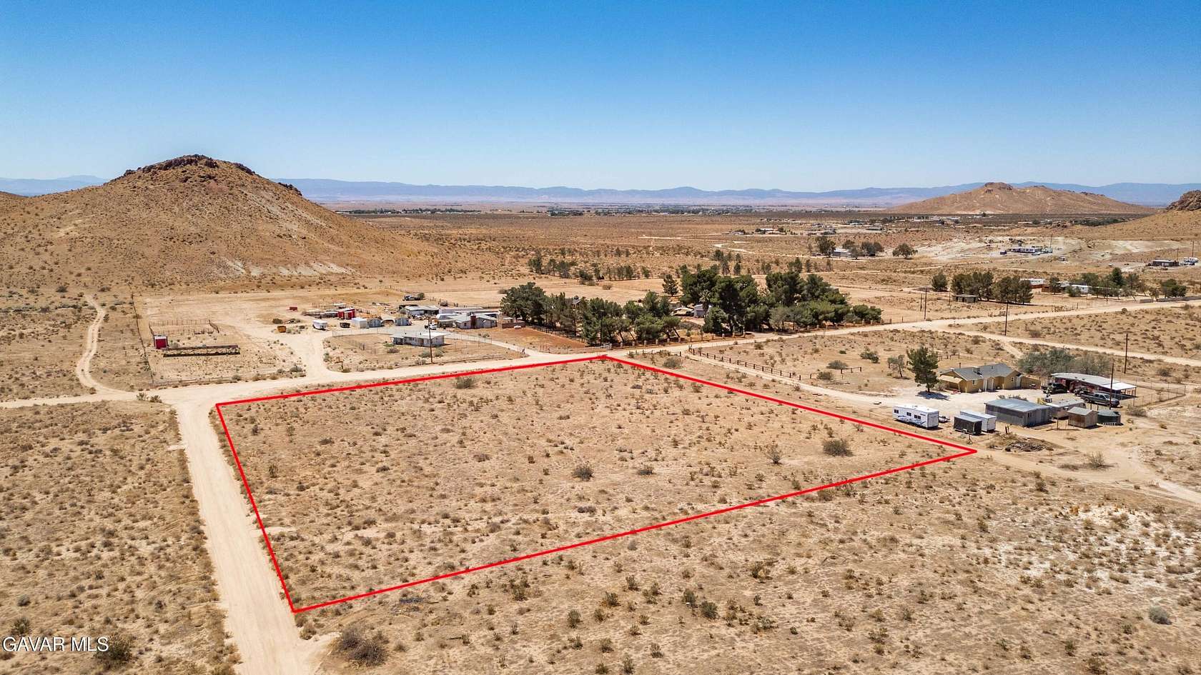 3 Acres of Land for Sale in Rosamond, California