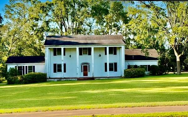 2.2 Acres of Residential Land with Home for Sale in Vidalia, Georgia