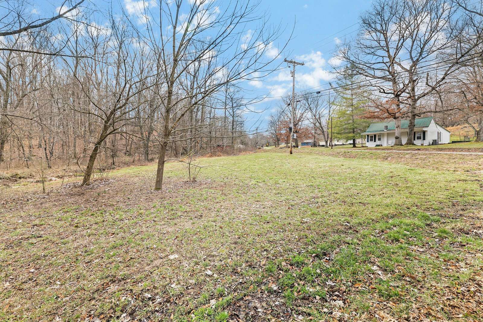 1.4 Acres of Residential Land for Sale in Portland, Tennessee