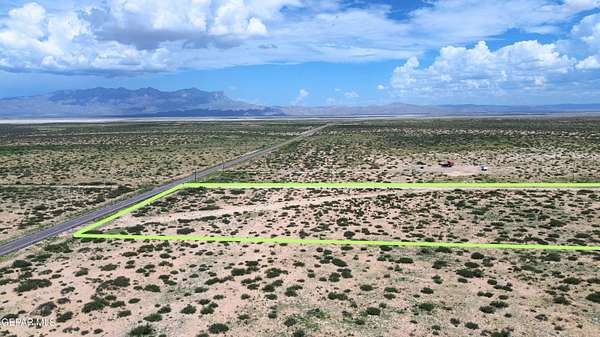 15 Acres of Mixed-Use Land for Sale in Dell City, Texas