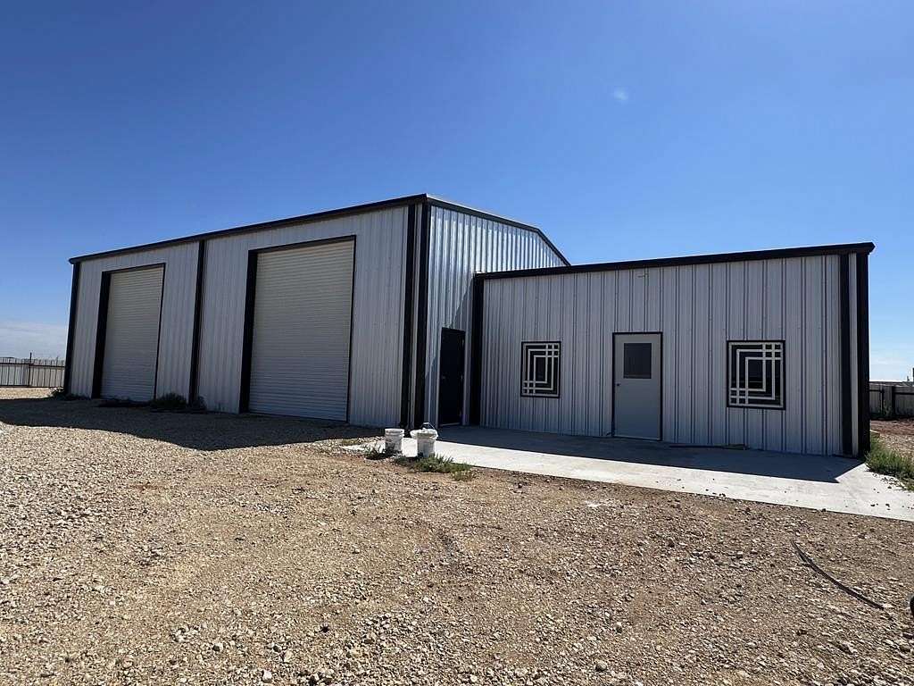 2.5 Acres of Improved Commercial Land for Sale in Midland, Texas