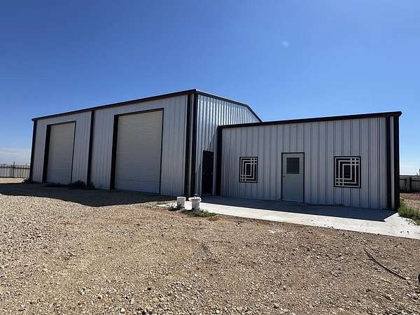 2.5 Acres of Improved Commercial Land for Sale in Midland, Texas