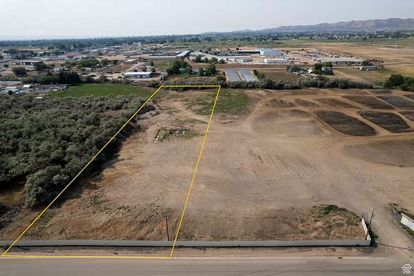 1.4 Acres of Commercial Land for Sale in Naples, Utah