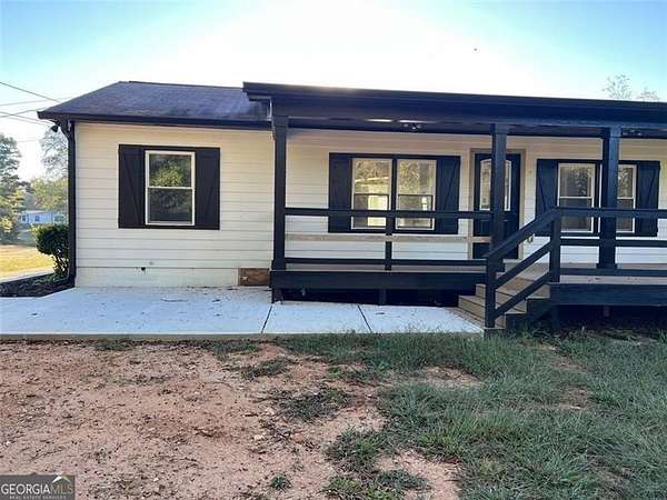 2 Acres of Residential Land with Home for Sale in Statham, Georgia