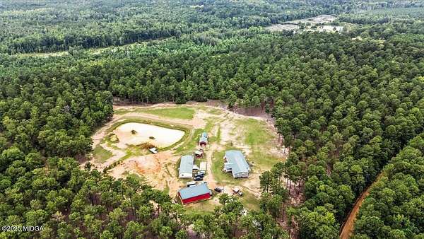 108 Acres of Recreational Land with Home for Sale in Sparta, Georgia