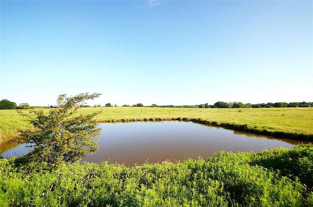 24 Acres of Land for Sale in Pottsboro, Texas