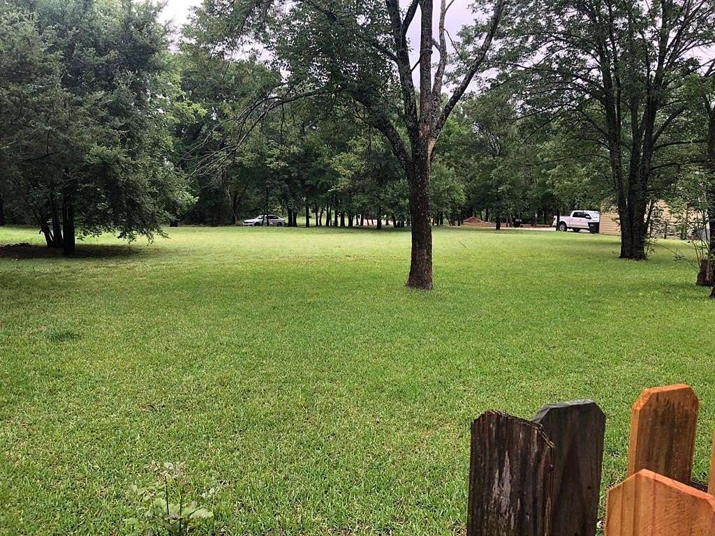 0.5 Acres of Land for Sale in Denison, Texas