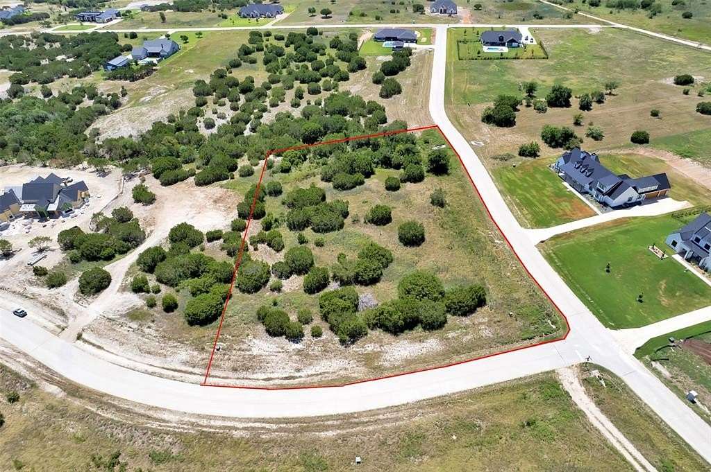 2 Acres of Residential Land for Sale in Cresson, Texas