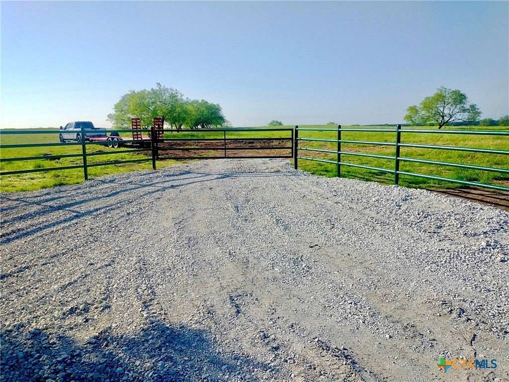 6 Acres of Agricultural Land for Sale in Mount Calm, Texas