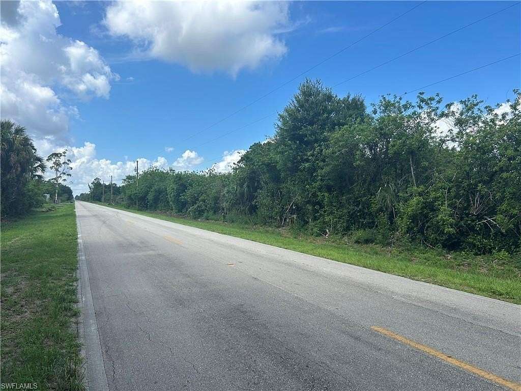 1.25 Acres of Residential Land for Sale in Clewiston, Florida