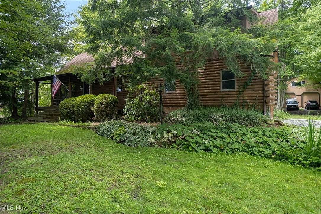 5 Acres of Residential Land with Home for Sale in Mantua, Ohio