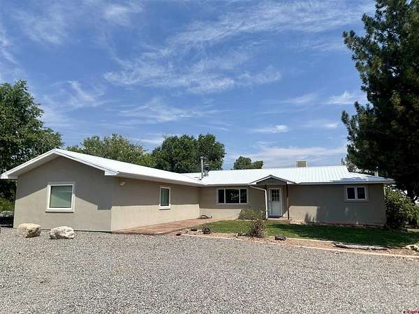 3.35 Acres of Residential Land with Home for Sale in Olathe, Colorado