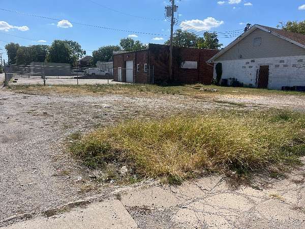 0.5 Acres of Commercial Land for Sale in Decatur, Illinois