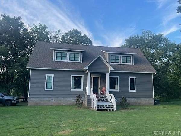 1.52 Acres of Residential Land with Home for Sale in Glenwood, Arkansas