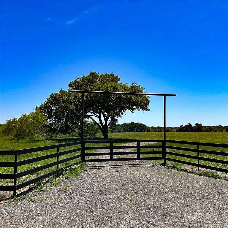 49 Acres of Recreational Land for Sale in Dawson, Texas