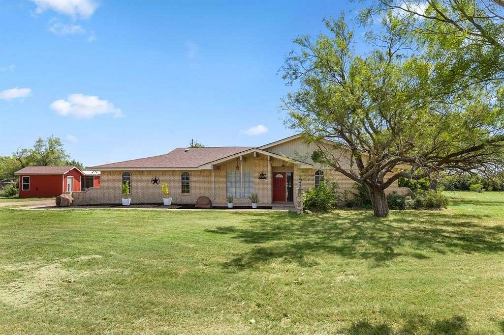 2.17 Acres of Residential Land with Home for Sale in Wichita Falls, Texas