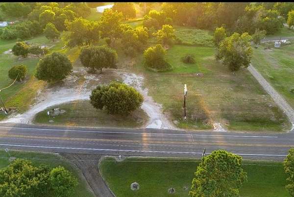 0.92 Acres of Land for Sale in Bremond, Texas