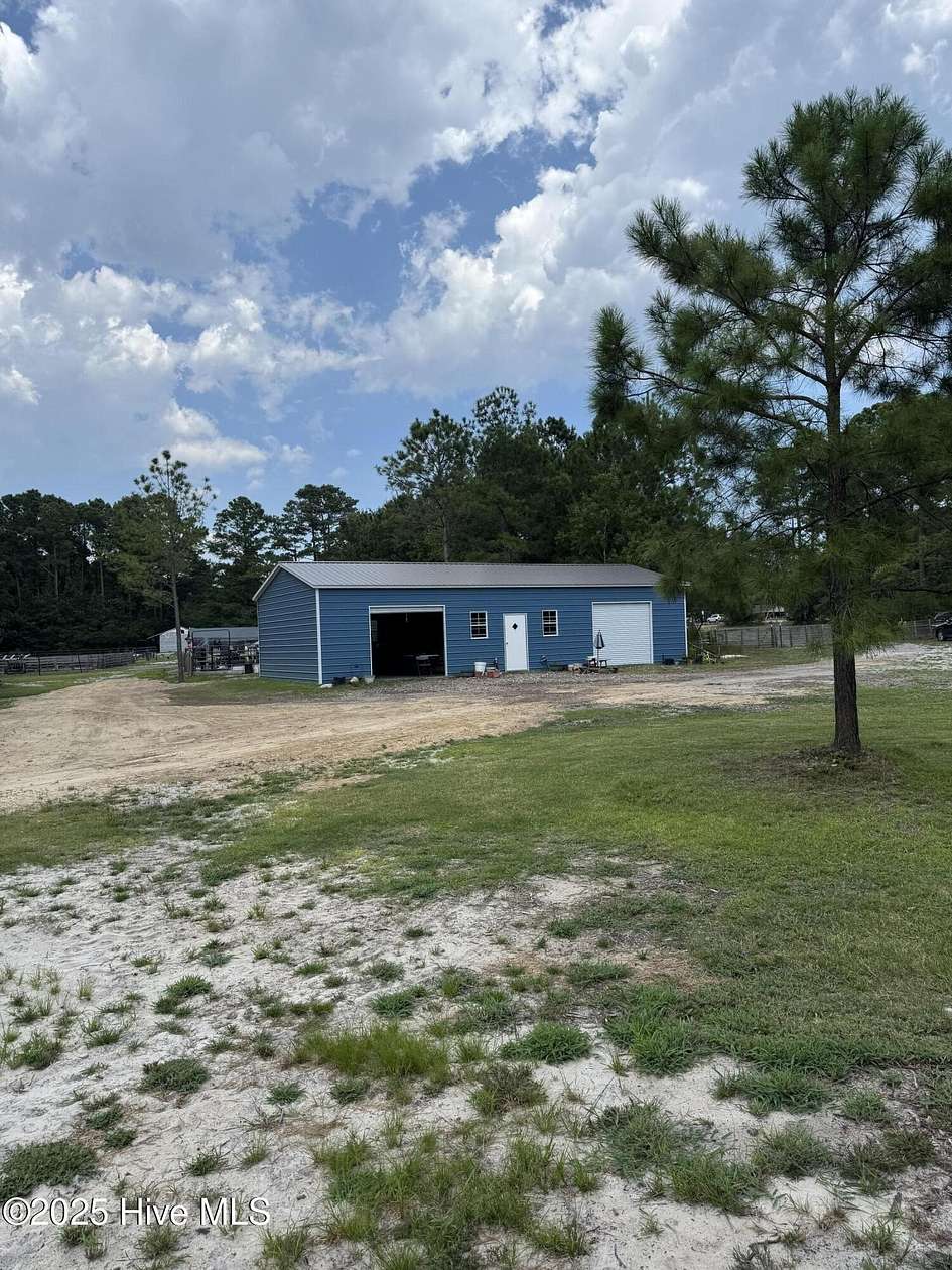 6.5 Acres of Residential Land for Sale in Hampstead, North Carolina