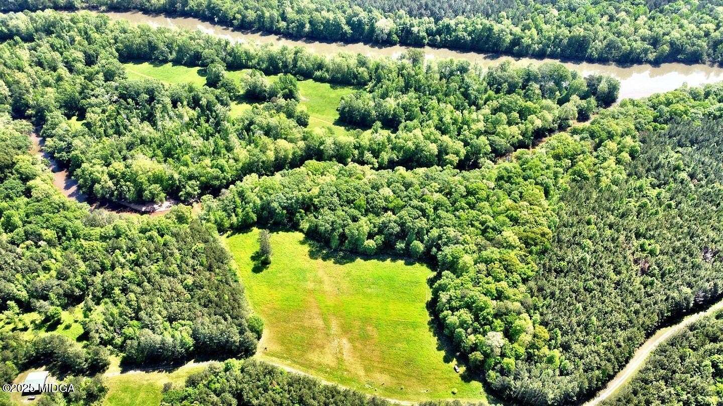 142 Acres of Recreational Land for Sale in Juliette, Georgia