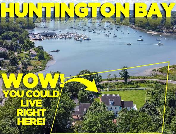 2.6 Acres of Residential Land with Home for Sale in Huntington Bay, New York