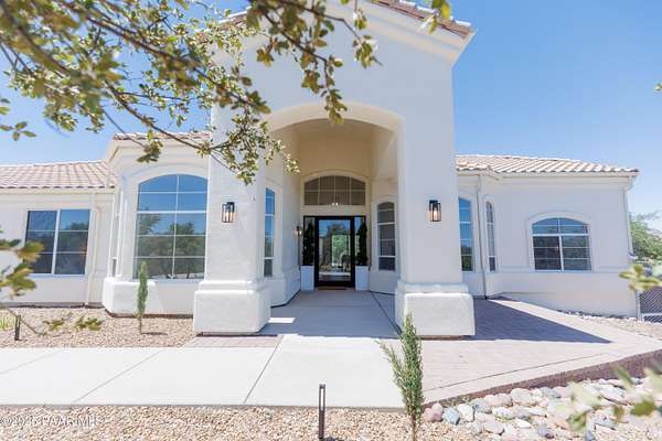 2 Acres of Residential Land with Home for Sale in Prescott, Arizona