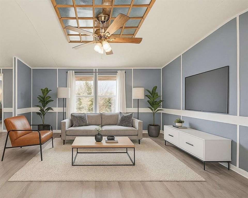 3.6 Acres of Residential Land with Home for Sale in Guthrie, Oklahoma