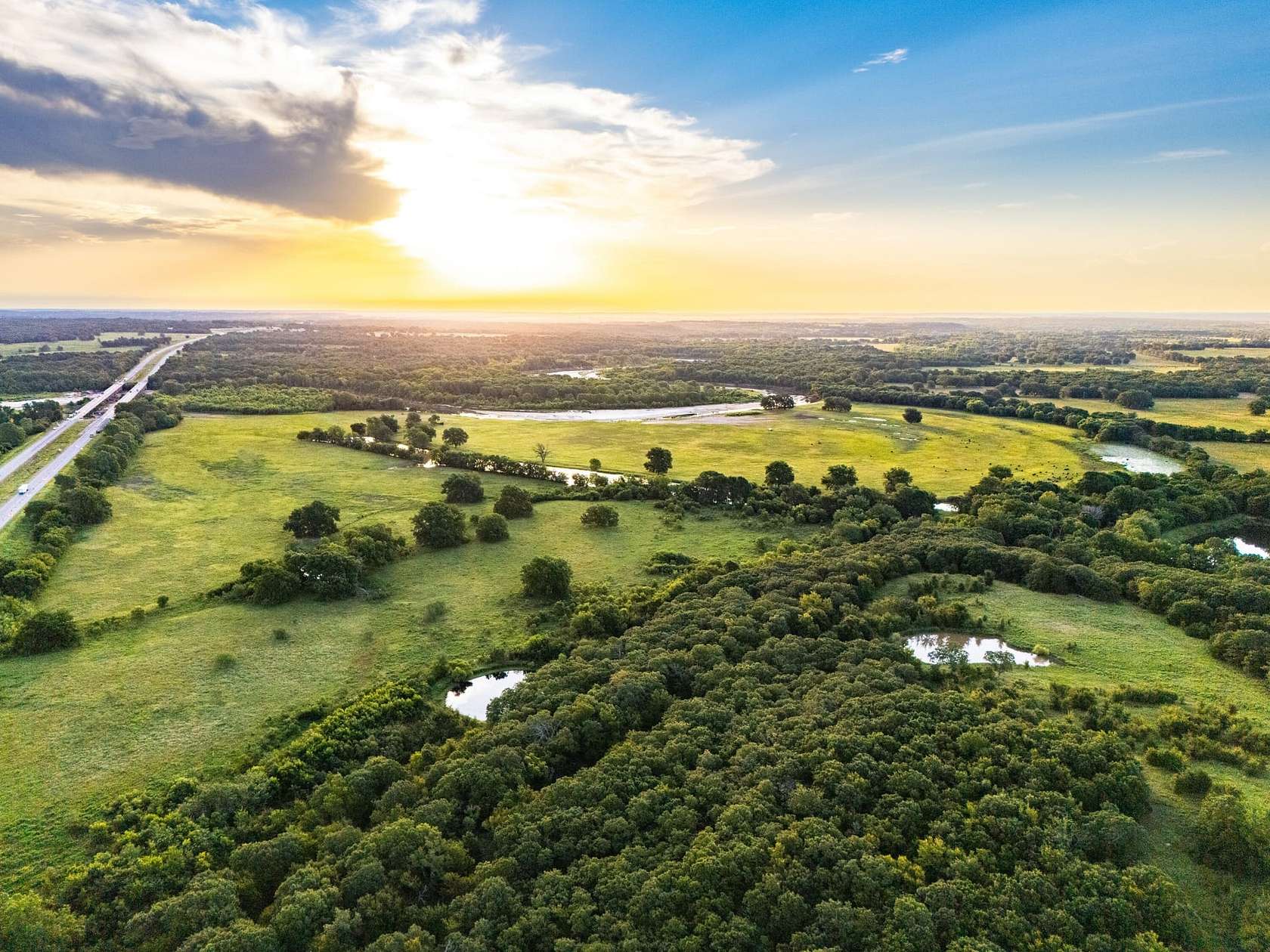 717 Acres of Recreational Land & Farm for Sale in Okemah, Oklahoma