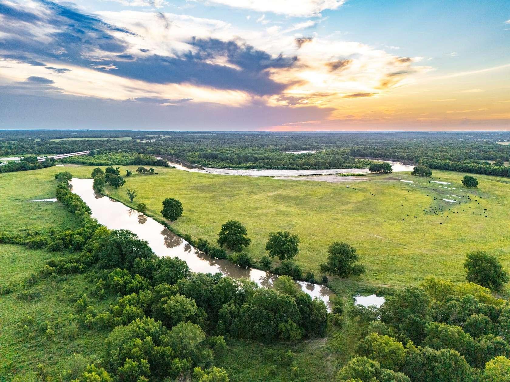 412 Acres of Recreational Land & Farm for Sale in Okfuskee, Oklahoma